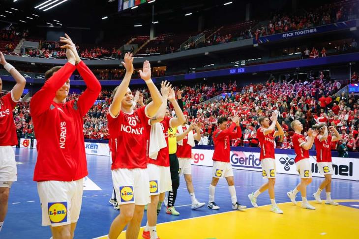 الدنمارك تكتسح المجر وتتأهل لنصف نهائي بطولة العالم لليد